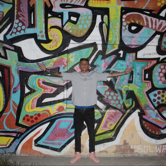 Meet your Posher, Ben - Picture 8 of 8